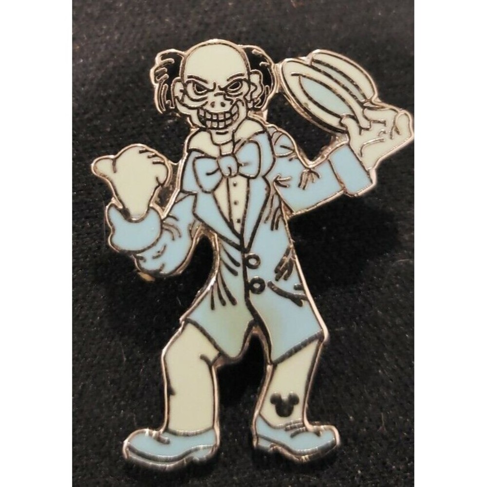 Disney Pin 49372 WDW Hidden Mickey Haunted Mansion Hitchhiking Ghost Ezra